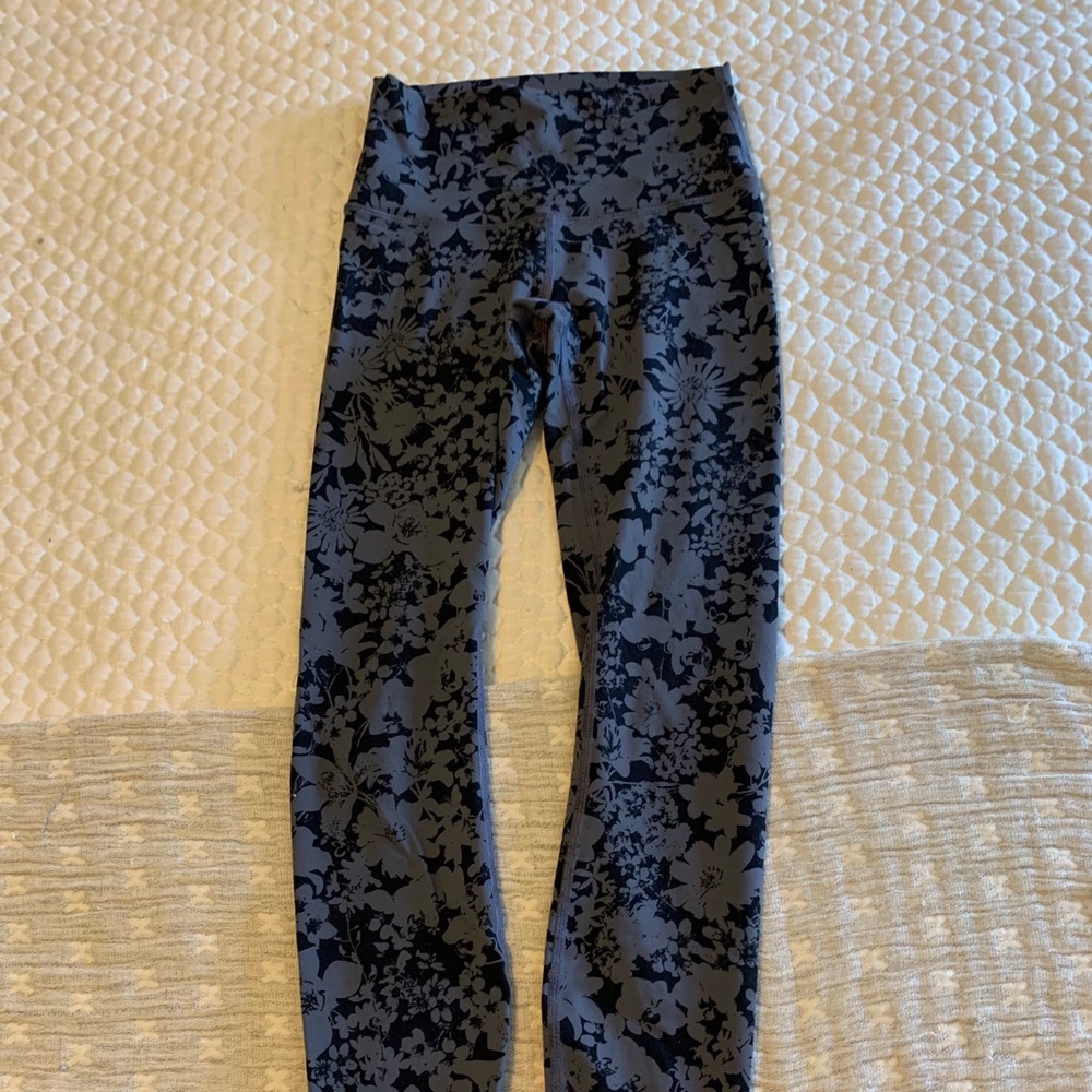 Lululemon leggins